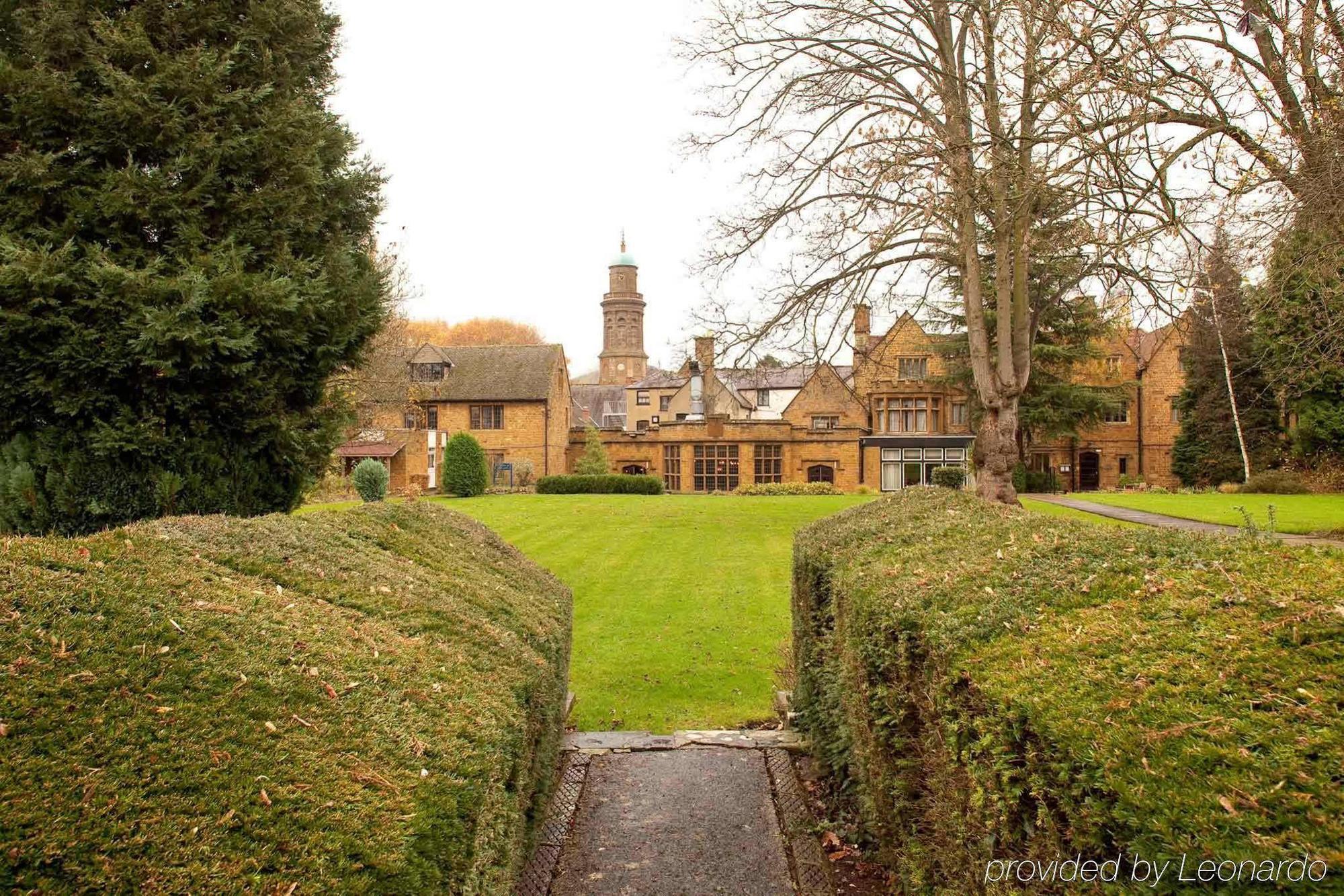 Whately Hall 3*